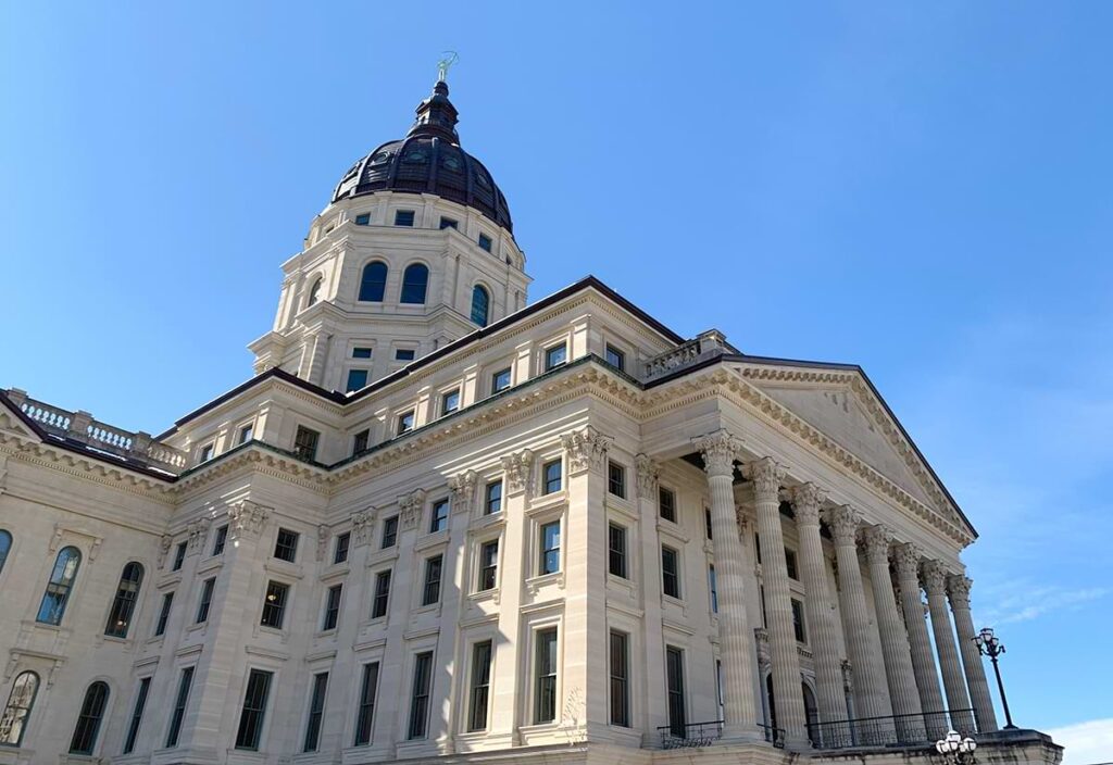 Official Site of the Delaware Tribe of Indians » Indigenous American  Students' Residency Status for Tuition Enacted by KS Legislature