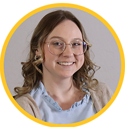 Website Headshot - Haylee Fields